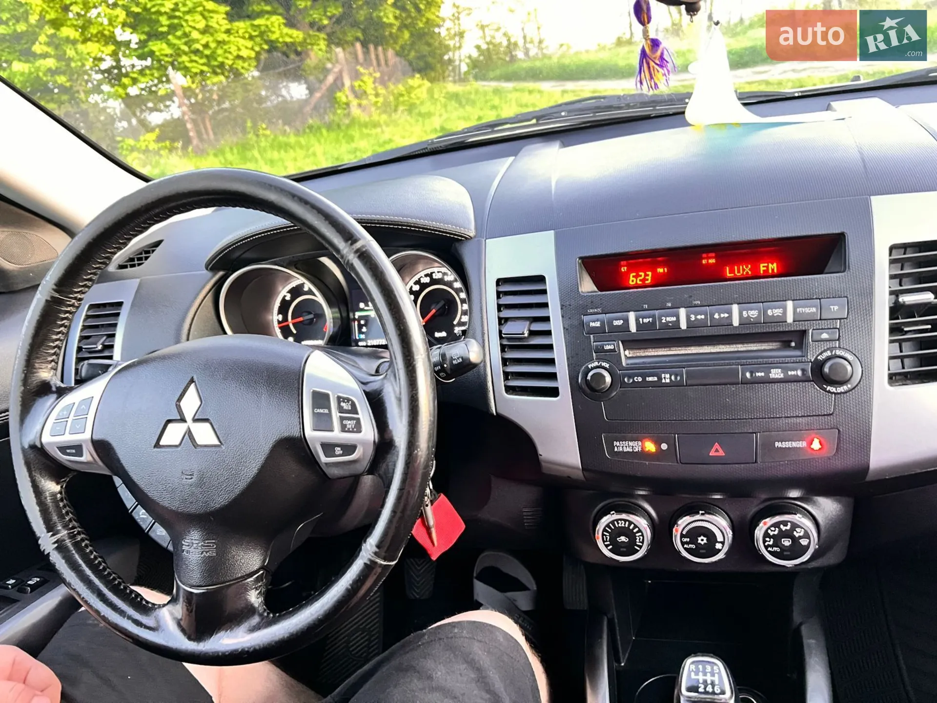 2011 Mitsubishi Outlander - мініатюра 13