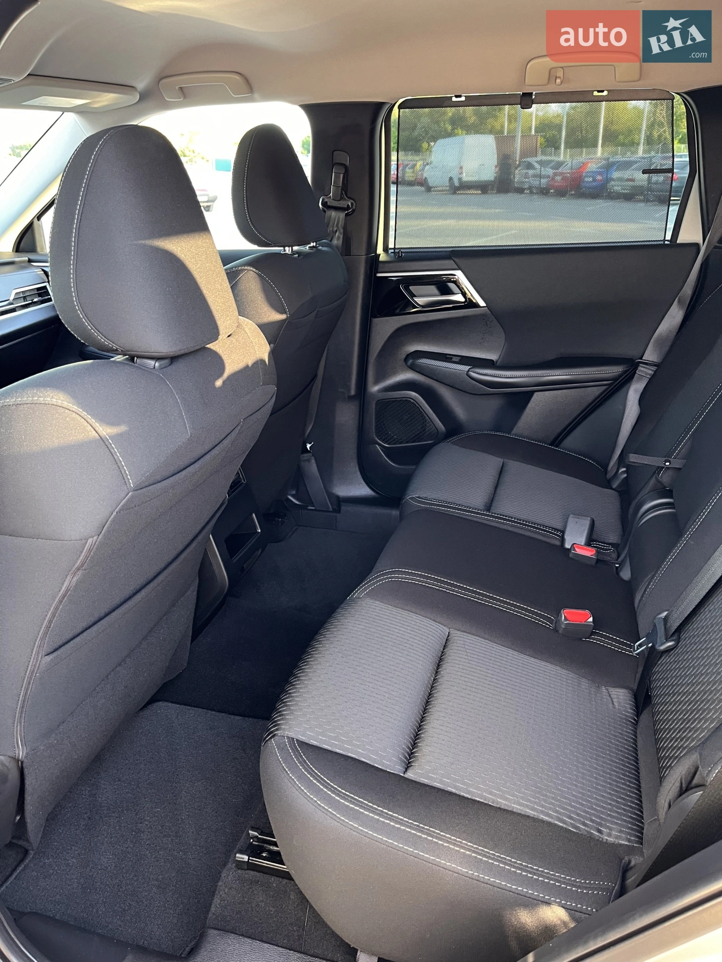 2021 Mitsubishi Outlander - мініатюра 23