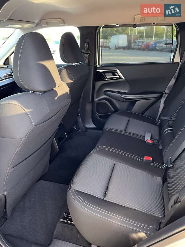 Позашляховик / Кросовер Mitsubishi Outlander 2021 в Запоріжжі