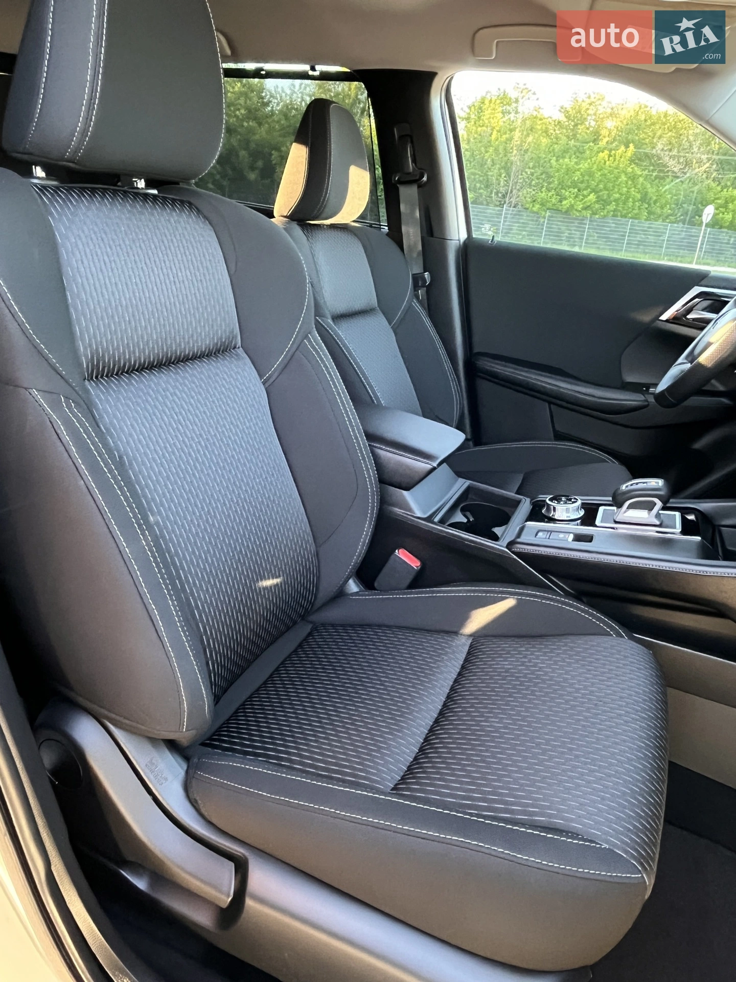 2021 Mitsubishi Outlander - мініатюра 29
