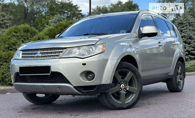 Внедорожник / Кроссовер Mitsubishi Outlander 2008 в Днепре