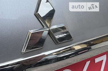 Внедорожник / Кроссовер Mitsubishi Outlander 2011 в Львове