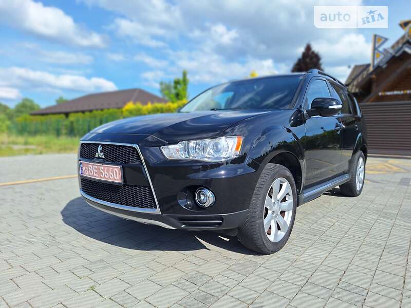 Позашляховик / Кросовер Mitsubishi Outlander 2012 в Стрию
