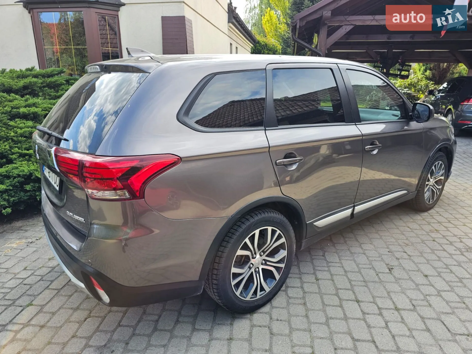 2018 Mitsubishi Outlander - мініатюра 4