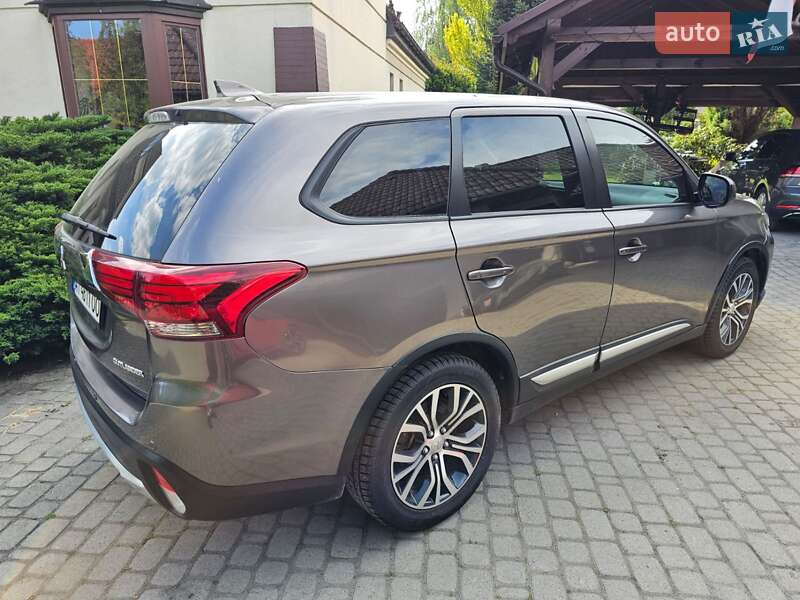 Внедорожник / Кроссовер Mitsubishi Outlander 2018 в Киеве фото 4 Внедорожник / Кроссовер Mitsubishi Outlander 2018 в Киеве