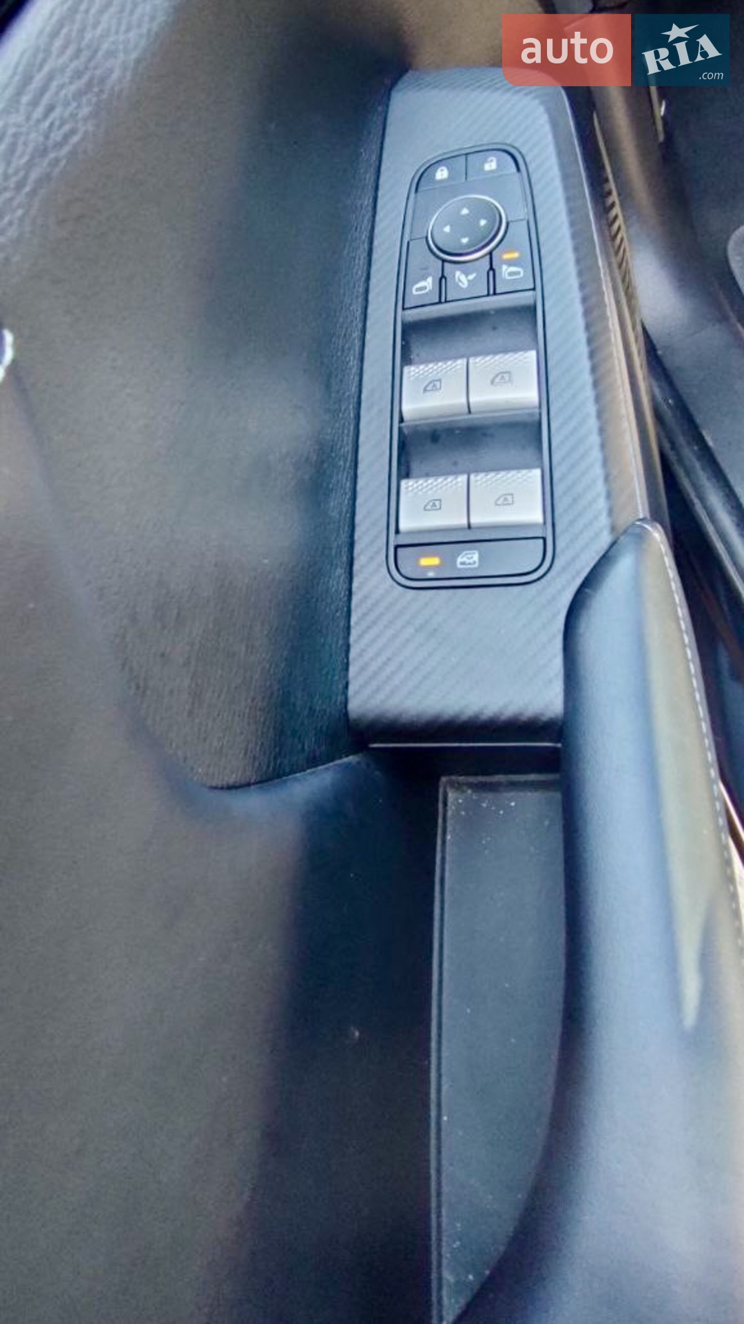 2023 Mitsubishi Outlander - мініатюра 21