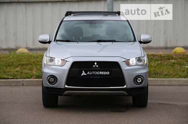 Внедорожник / Кроссовер Mitsubishi Outlander 2011 в Киеве