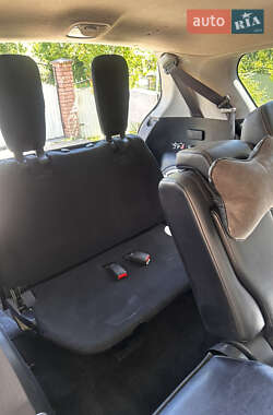 Внедорожник / Кроссовер Mitsubishi Outlander 2010 в 