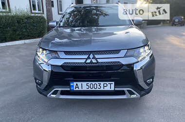 Внедорожник / Кроссовер Mitsubishi Outlander 2020 в Белой Церкви