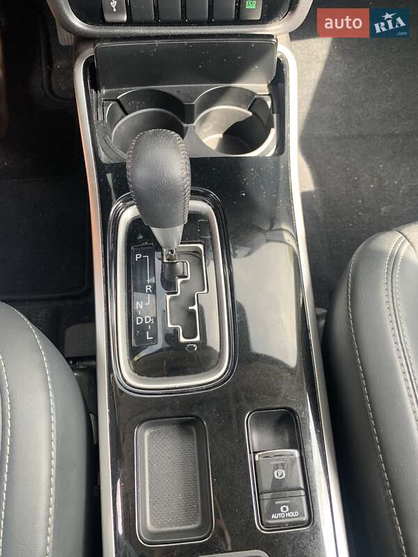 Внедорожник / Кроссовер Mitsubishi Outlander 2020 в Бродах