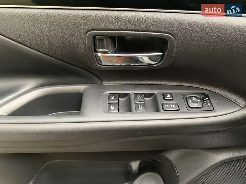 Внедорожник / Кроссовер Mitsubishi Outlander 2020 в Бродах