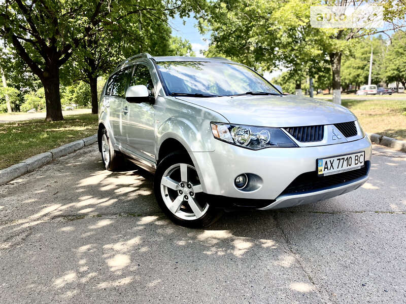 Внедорожник / Кроссовер Mitsubishi Outlander 2007 в Харькове