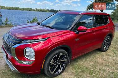Позашляховик / Кросовер Mitsubishi Outlander 2023 в Дніпрі