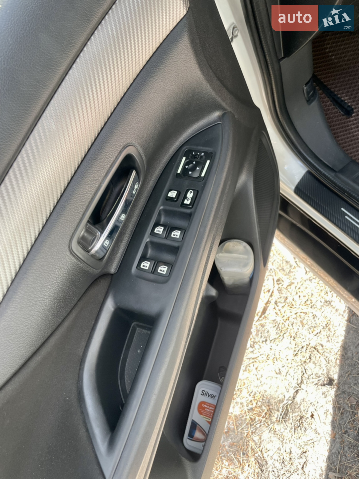 2016 Mitsubishi Outlander - мініатюра 21
