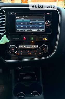 Позашляховик / Кросовер Mitsubishi Outlander 2014 в Сумах