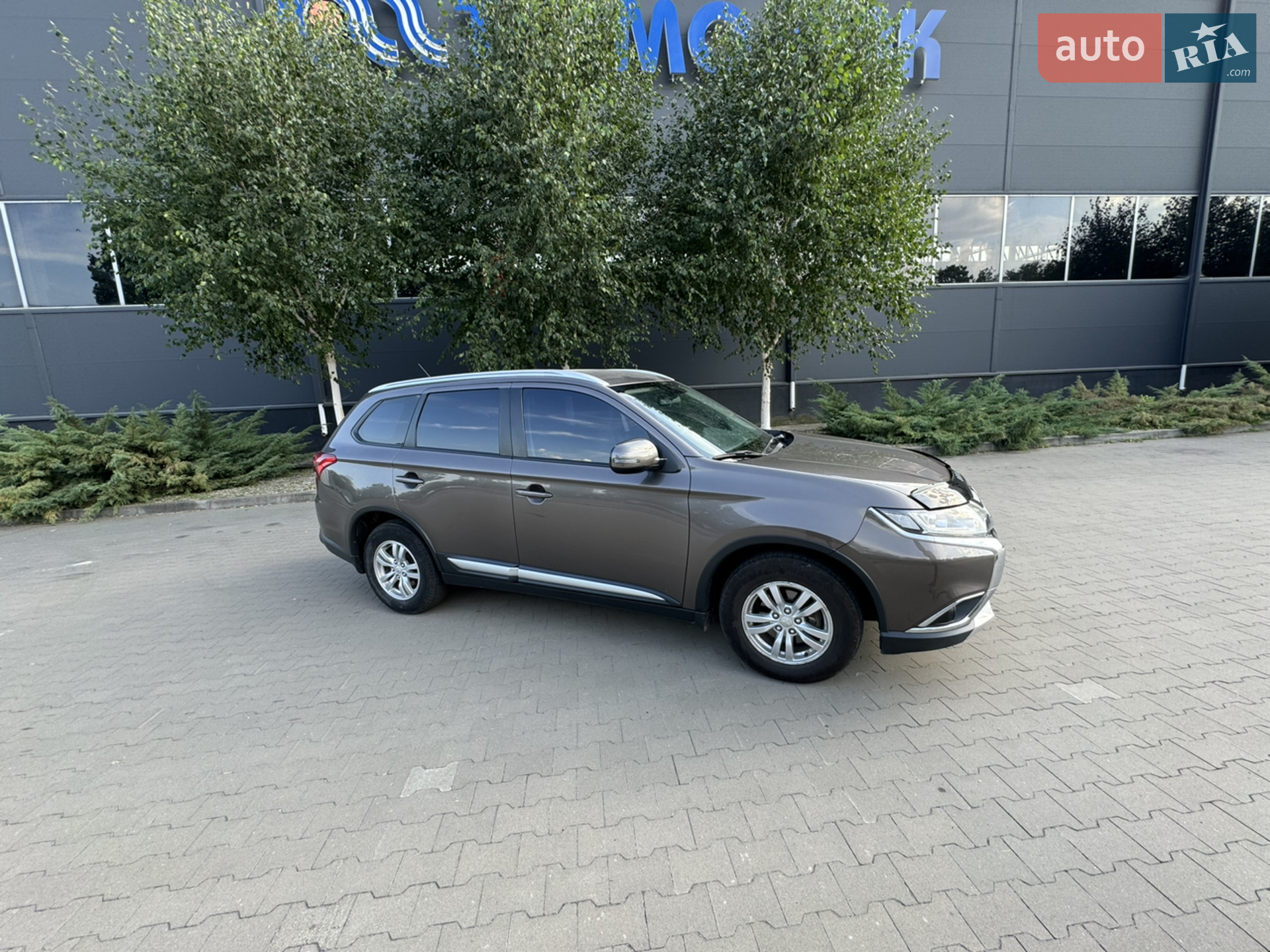 2016 Mitsubishi Outlander - мініатюра 5