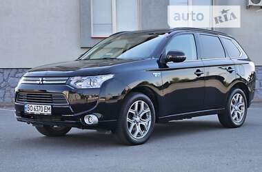 Внедорожник / Кроссовер Mitsubishi Outlander 2014 в Тернополе