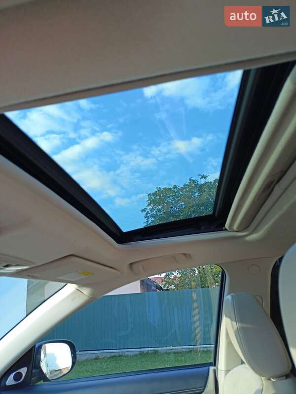 Внедорожник / Кроссовер Mitsubishi Outlander 2011 в Львове