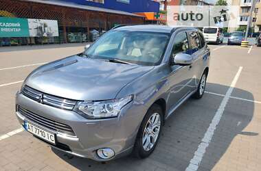 Позашляховик / Кросовер Mitsubishi Outlander 2014 в Калуші