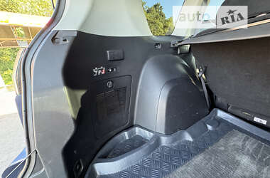 Внедорожник / Кроссовер Mitsubishi Outlander 2009 в 