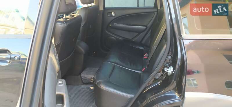 Внедорожник / Кроссовер Mitsubishi Outlander 2005 в Березовке фото 20 Внедорожник / Кроссовер Mitsubishi Outlander 2005 в Березовке