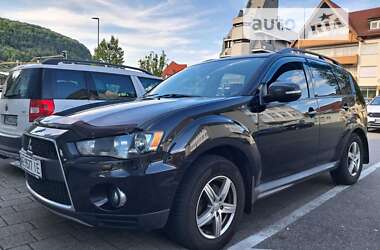 Внедорожник / Кроссовер Mitsubishi Outlander 2011 в Днепре