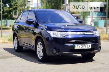 Позашляховик / Кросовер Mitsubishi Outlander 2012 в Харкові