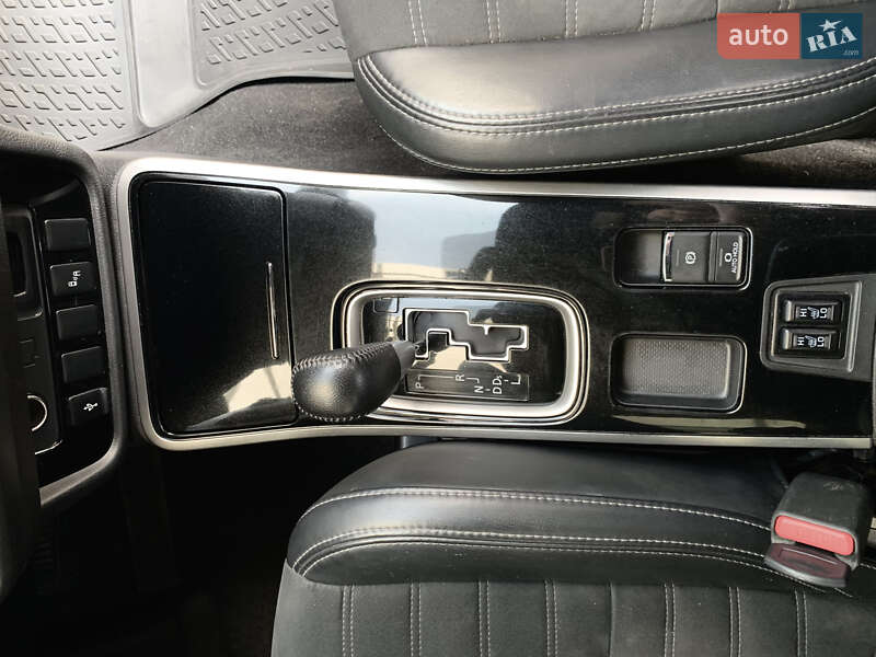 Позашляховик / Кросовер Mitsubishi Outlander 2018 в Хмельницькому фото 13 Позашляховик / Кросовер Mitsubishi Outlander 2018 в Хмельницькому