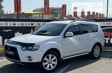 Внедорожник / Кроссовер Mitsubishi Outlander 2010 в Киеве