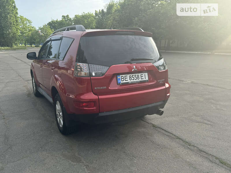 Позашляховик / Кросовер Mitsubishi Outlander 2012 в Миколаєві фото 2 Позашляховик / Кросовер Mitsubishi Outlander 2012 в Миколаєві