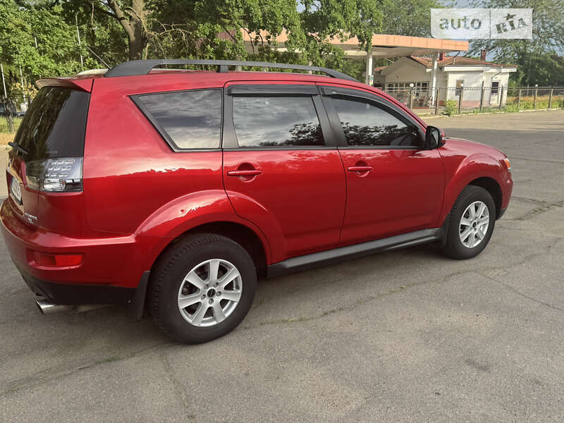 Позашляховик / Кросовер Mitsubishi Outlander 2012 в Миколаєві фото 4 Позашляховик / Кросовер Mitsubishi Outlander 2012 в Миколаєві