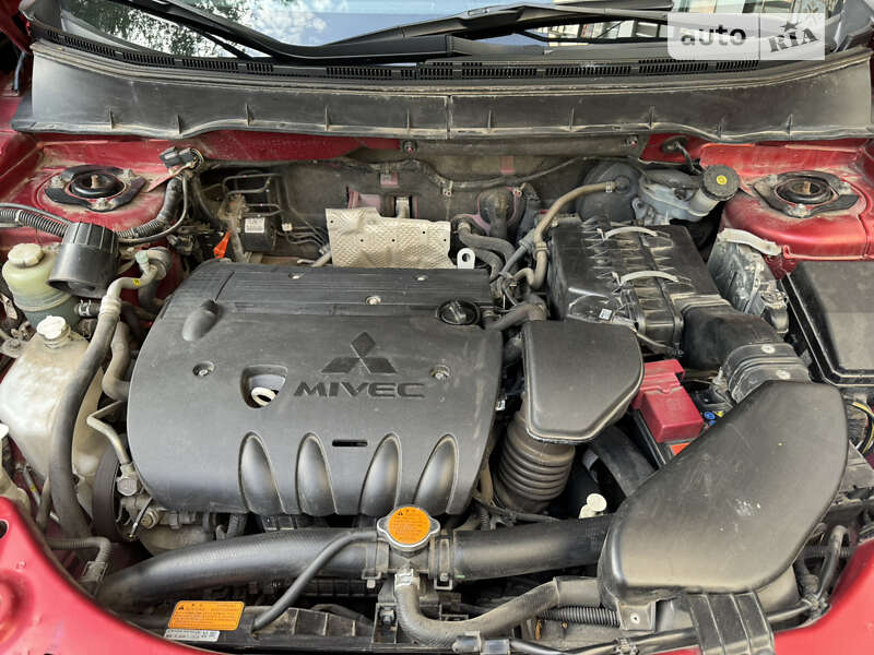 Позашляховик / Кросовер Mitsubishi Outlander 2012 в Миколаєві фото 9 Позашляховик / Кросовер Mitsubishi Outlander 2012 в Миколаєві