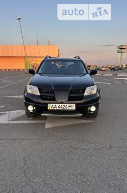 Внедорожник / Кроссовер Mitsubishi Outlander 2007 в Киеве