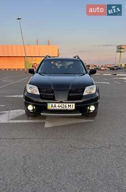 Внедорожник / Кроссовер Mitsubishi Outlander 2007 в 