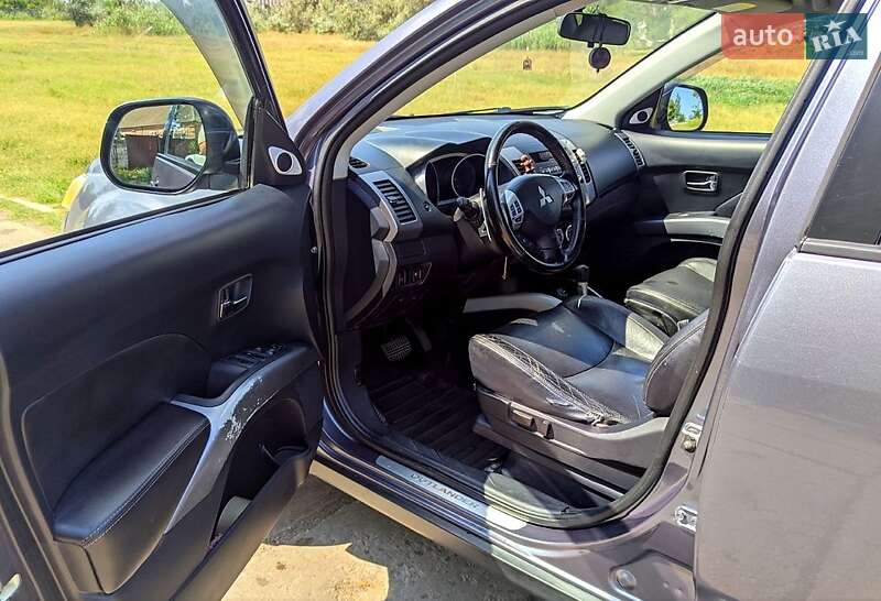Позашляховик / Кросовер Mitsubishi Outlander 2007 в Кілії