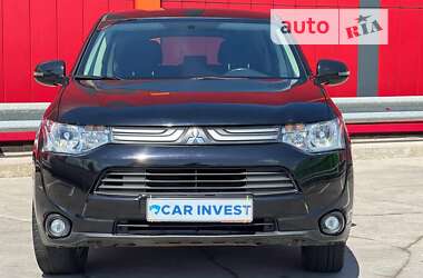 Позашляховик / Кросовер Mitsubishi Outlander 2013 в Києві