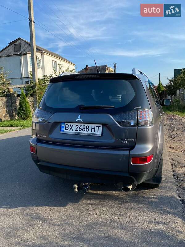 Позашляховик / Кросовер Mitsubishi Outlander 2008 в Хмельницькому