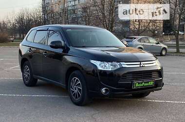 Позашляховик / Кросовер Mitsubishi Outlander 2014 в Дніпрі