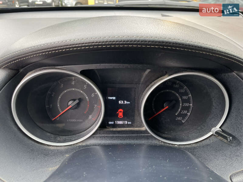 Позашляховик / Кросовер Mitsubishi Outlander 2010 в Львові