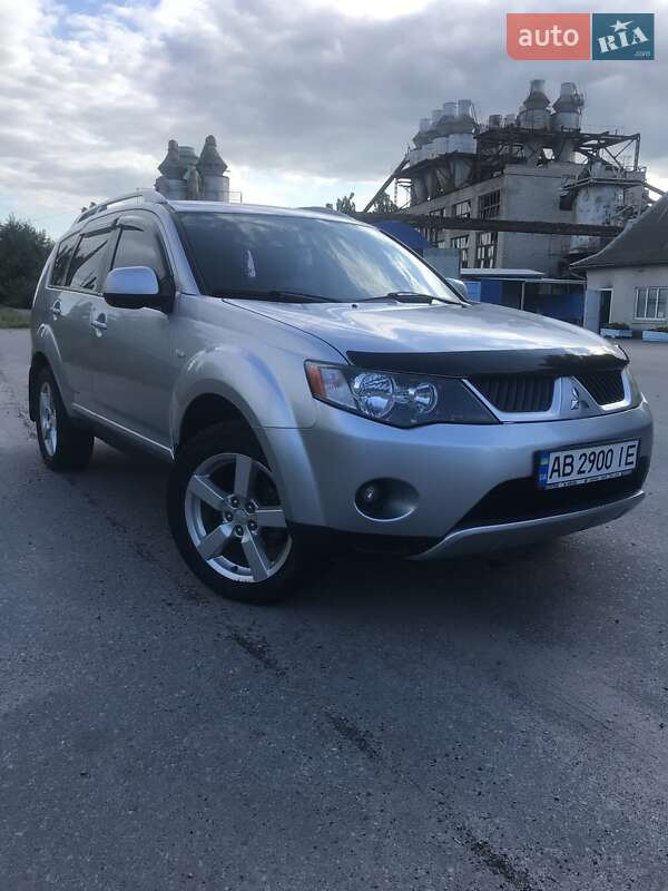 Mitsubishi Outlander 2008