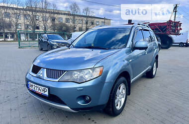 Позашляховик / Кросовер Mitsubishi Outlander 2007 в Радомишлі