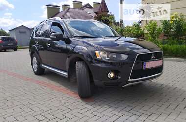 Позашляховик / Кросовер Mitsubishi Outlander 2010 в Золочеві