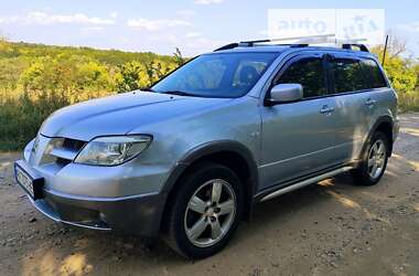 Внедорожник / Кроссовер Mitsubishi Outlander 2006 в Чугуеве