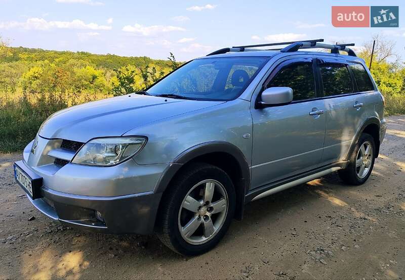 Mitsubishi Outlander 2006