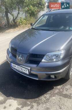 Позашляховик / Кросовер Mitsubishi Outlander 2006 в Житомирі