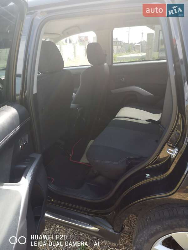 Позашляховик / Кросовер Mitsubishi Outlander 2011 в Одесі