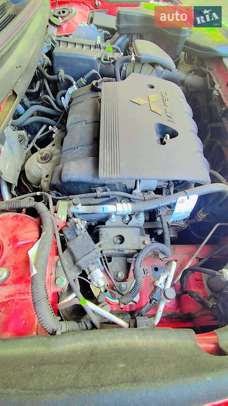 Внедорожник / Кроссовер Mitsubishi Outlander 2017 в Киеве