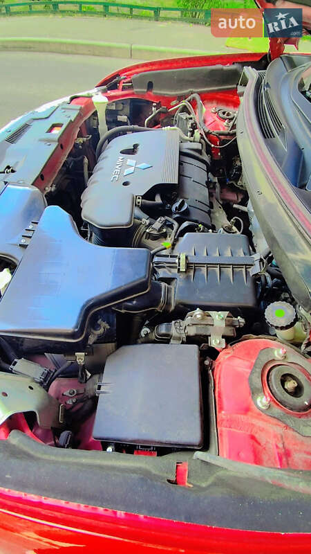 Внедорожник / Кроссовер Mitsubishi Outlander 2017 в Киеве