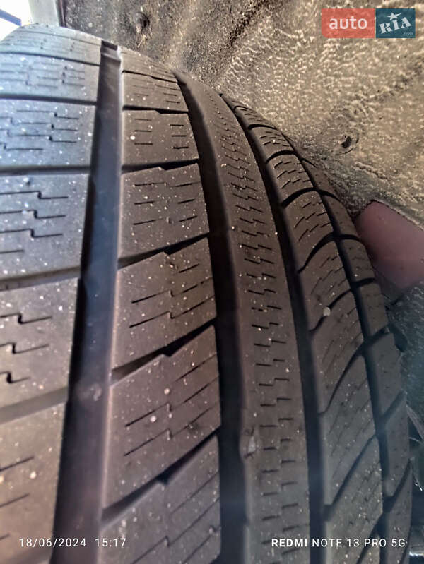 Внедорожник / Кроссовер Mitsubishi Outlander 2017 в Киеве