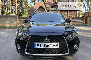 Внедорожник / Кроссовер Mitsubishi Outlander 2010 в Чернигове